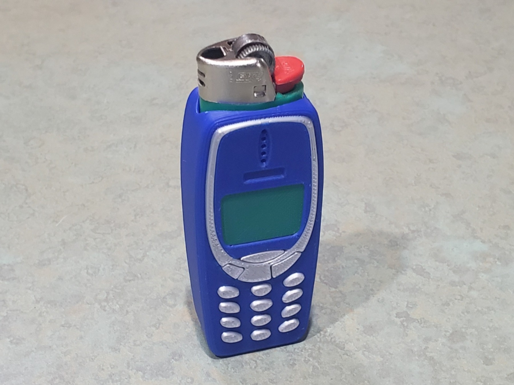 Visuel de référence : Étui de briquet téléphone rétro